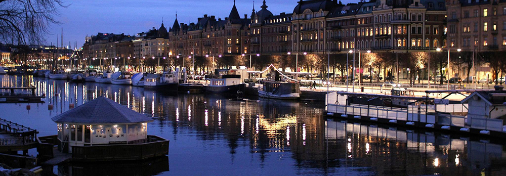 Galleri med Stockholmsbåten Qrooz