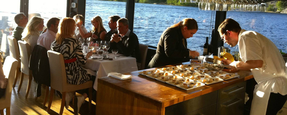 Galleri med Stockholmsbåten Qrooz