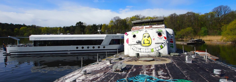 Galleri med Stockholmsbåten Qrooz