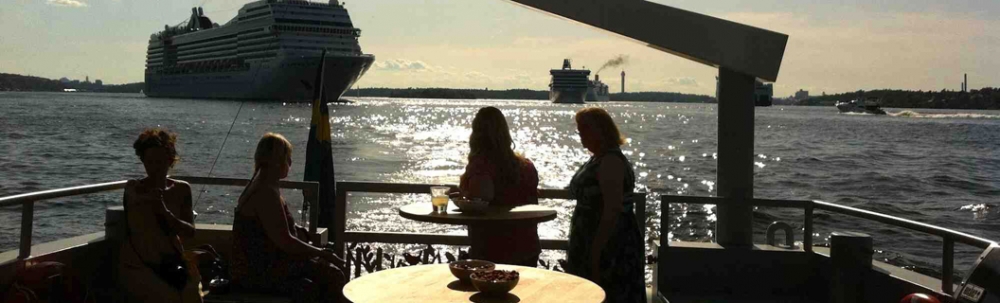 Galleri med Stockholmsbåten Qrooz